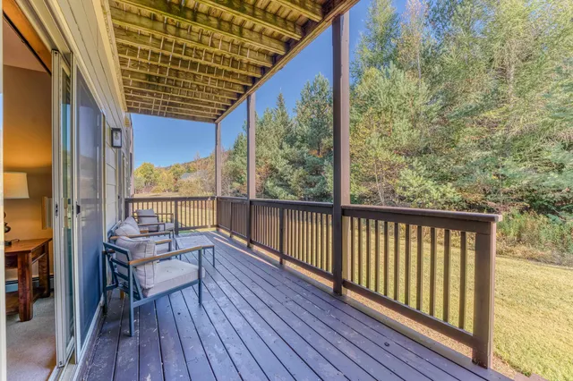 $449,000 | 91 Stickney Circle, Unit 42, Carroll, NH 03595