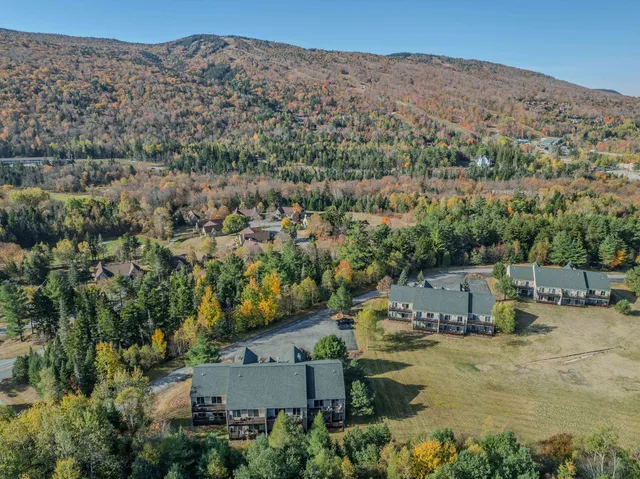 $449,000 | 91 Stickney Circle, Unit 42, Carroll, NH 03595