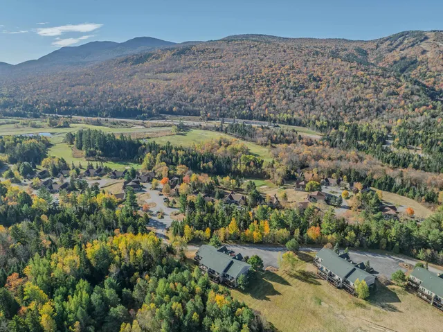 $449,000 | 91 Stickney Circle, Unit 42, Carroll, NH 03595