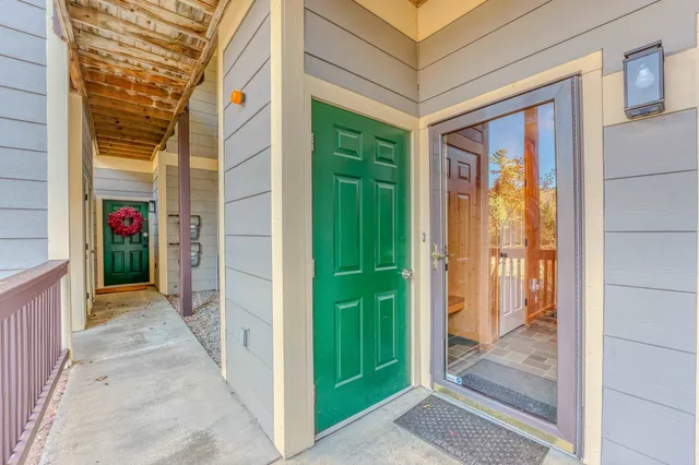 $449,000 | 91 Stickney Circle, Unit 42, Carroll, NH 03595