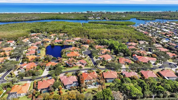 $1,599,000 | 9990 Southeast Osprey Pointe Drive, Hobe Sound, FL 33455