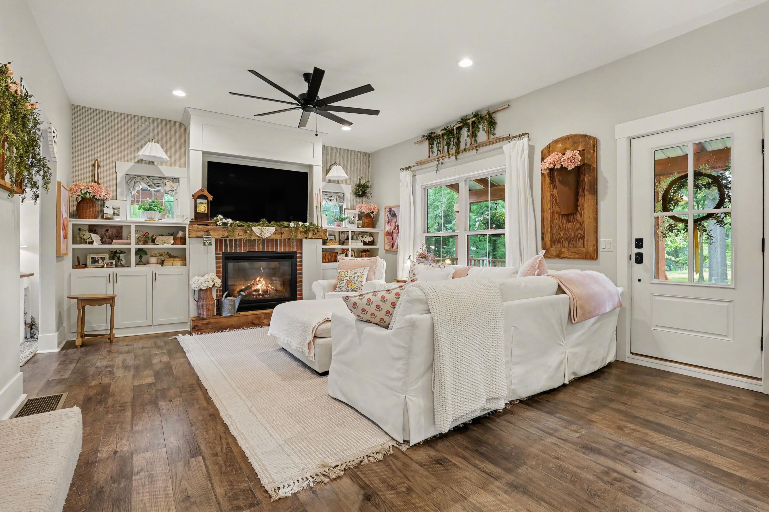 5648 Ivan Road Saranac, MI 48881 - Photo 4 of 40 011_file_1115