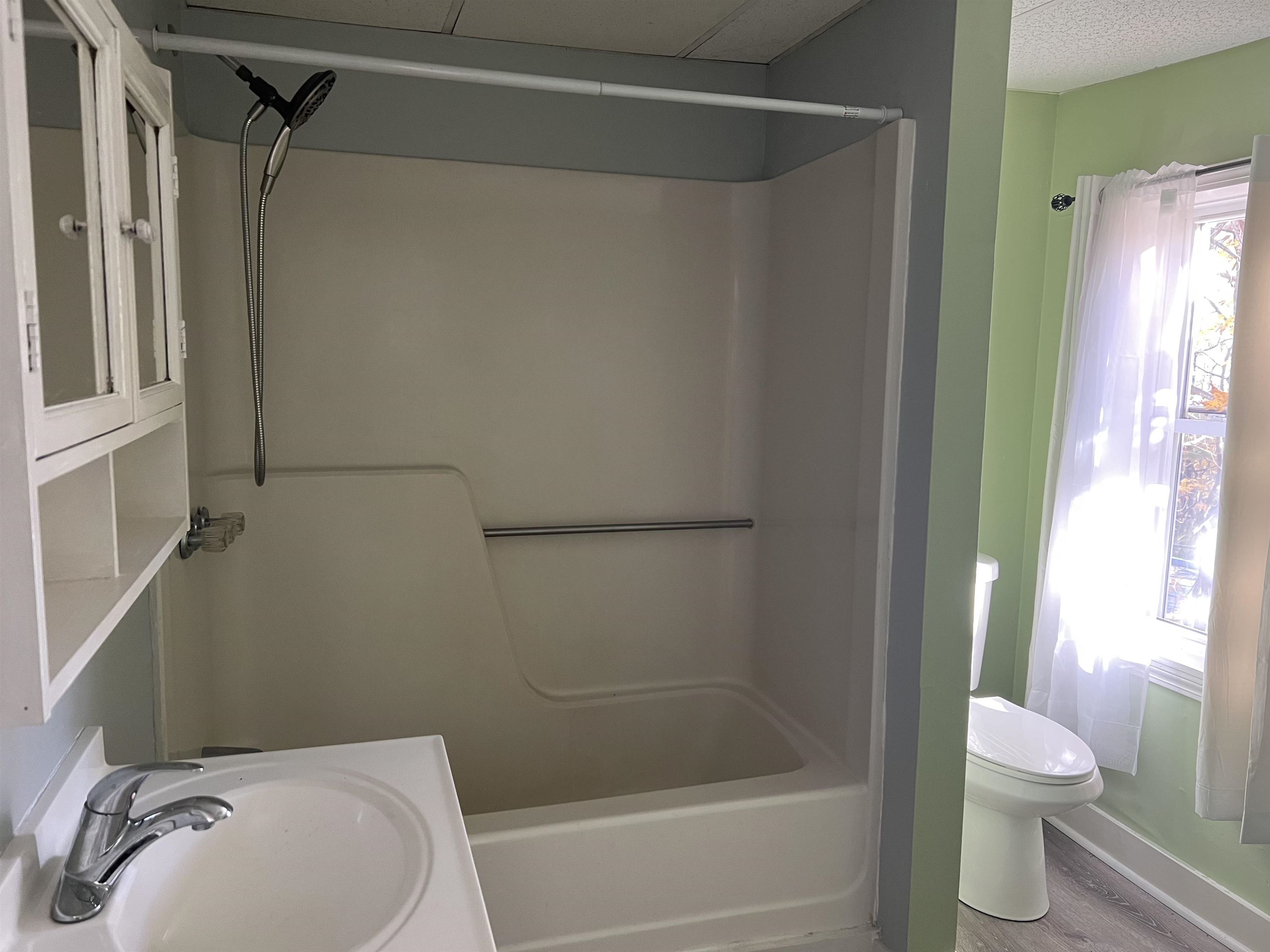 53 Agassiz Street, Unit 4 Bethlehem, NH 03574 - Photo 11 of 11