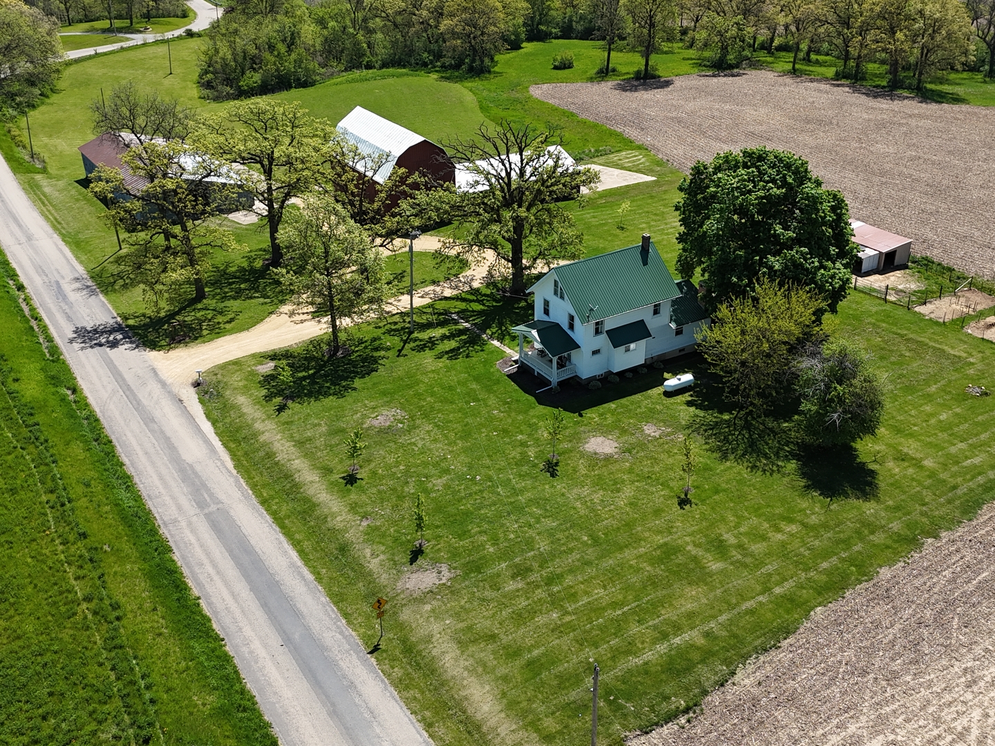 4895 West Stephenson St Road Freeport, IL 61032 - Photo 1 of 66