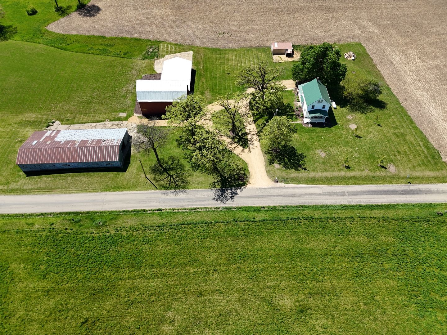 4895 West Stephenson St Road Freeport, IL 61032 - Photo 2 of 66
