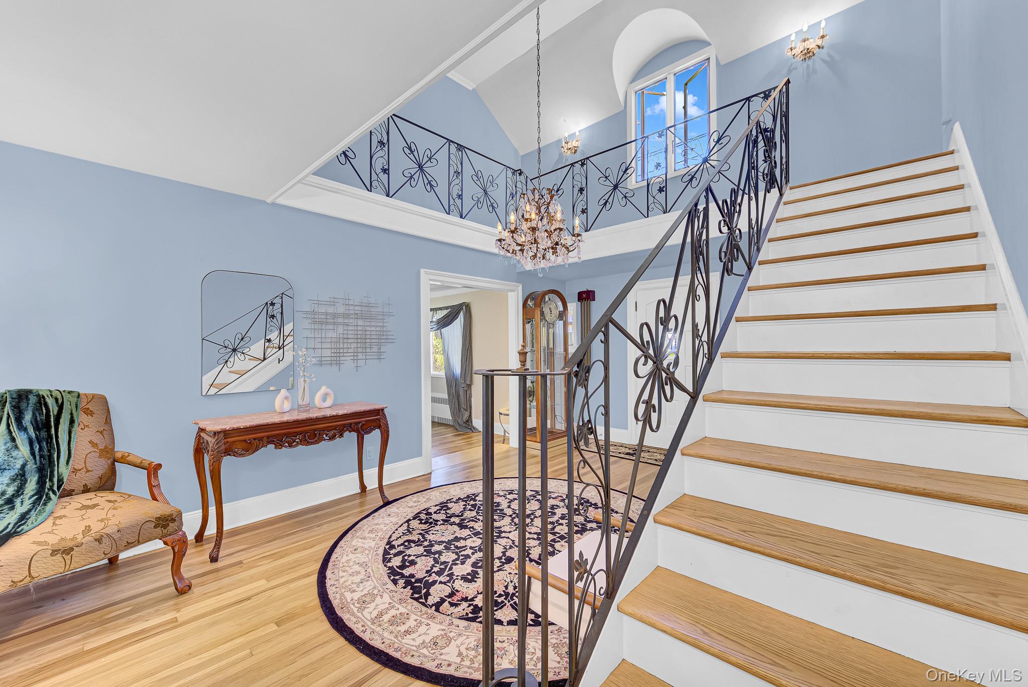 64 East Roe Boulevard Patchogue, NY 11772 - Photo 3 of 37