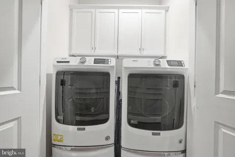 $965,000 | 5146 Carters Lane, Alexandria, VA 22311