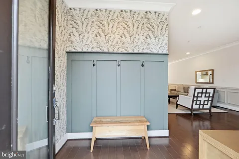 $965,000 | 5146 Carters Lane, Alexandria, VA 22311