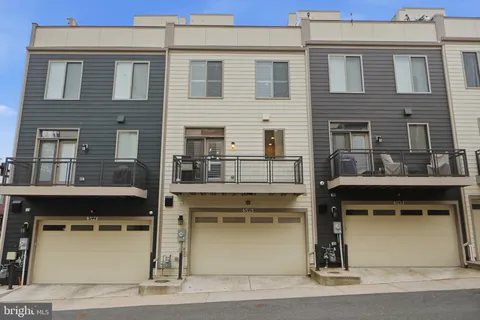 $965,000 | 5146 Carters Lane, Alexandria, VA 22311