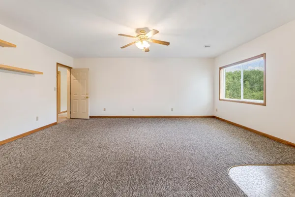 $779,900 | 271 East Garvin Heights Road, Winona, MN 55987