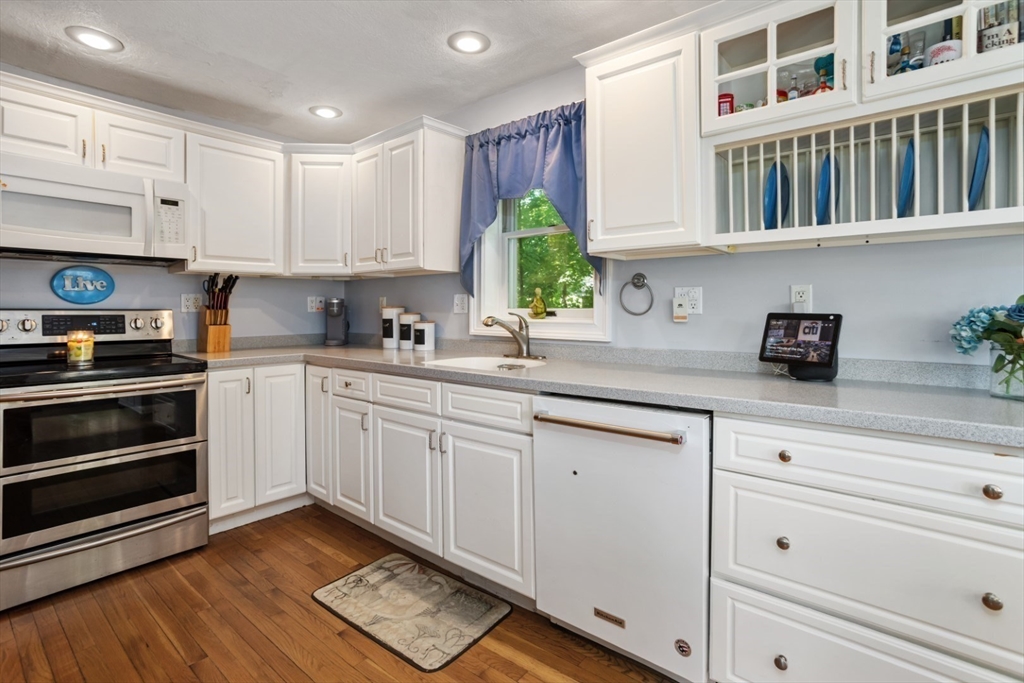 2 Allen Road Billerica, MA 01821 - Photo 14 of 32 Gallery Image 14