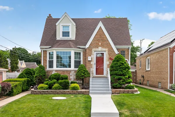 $689,000 | 7317 West Myrtle Avenue, Chicago, IL 60631