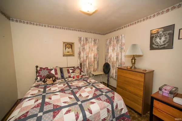 $99,900 | 1306 Ridgeway Avenue, Vincennes, IN 47591