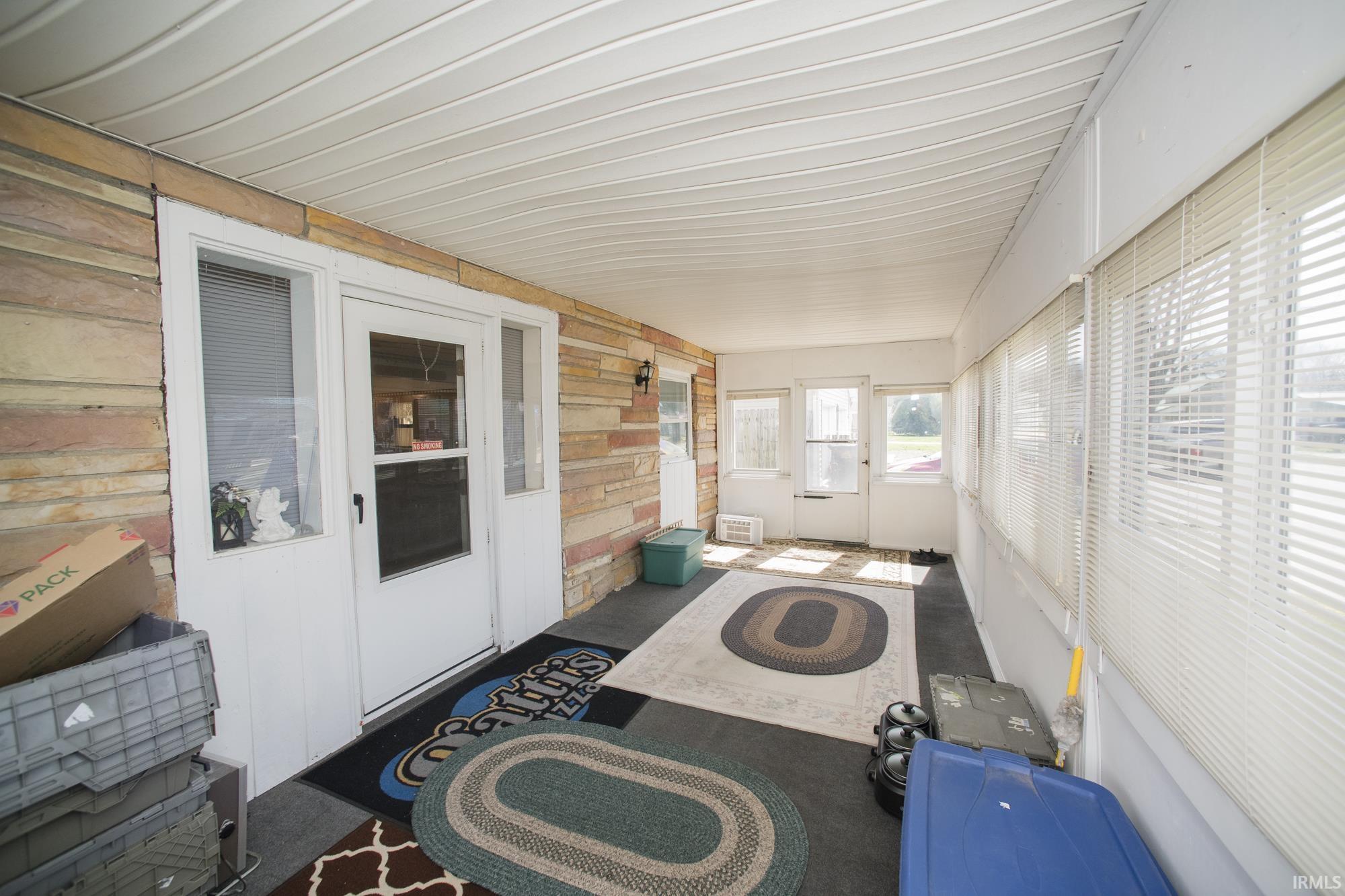 1306 Ridgeway Avenue Vincennes, IN 47591 - Photo 3 of 21