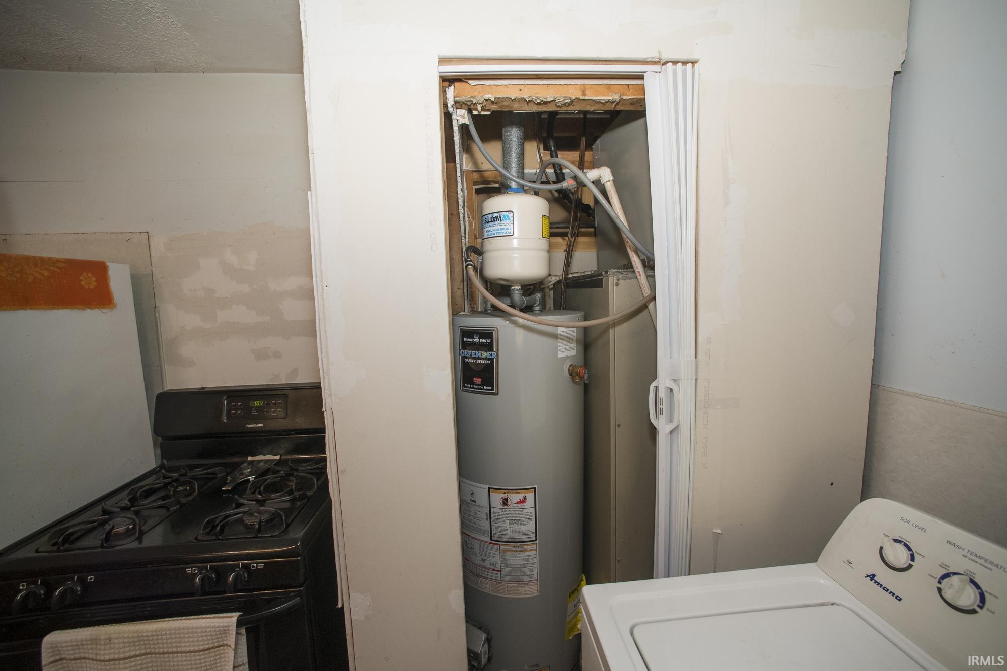 1306 Ridgeway Avenue Vincennes, IN 47591 - Photo 9 of 21