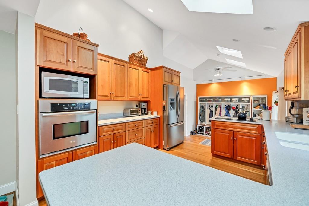 195 Topsfield Road Wenham, MA 01984 - Photo 3 of 18 Gallery Image 3