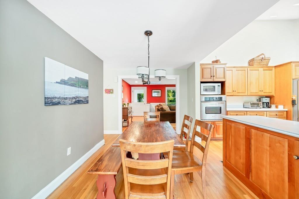 195 Topsfield Road Wenham, MA 01984 - Photo 4 of 18 Gallery Image 4