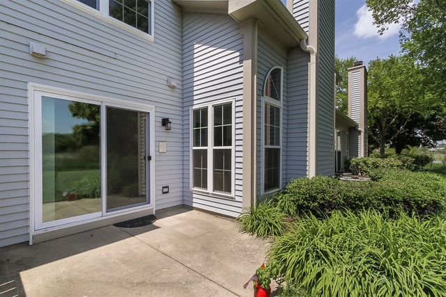 1230 Coldspring Road, Unit 1230 Elgin, IL 60120 - Photo 19 of 21 a view of a entrance of the house