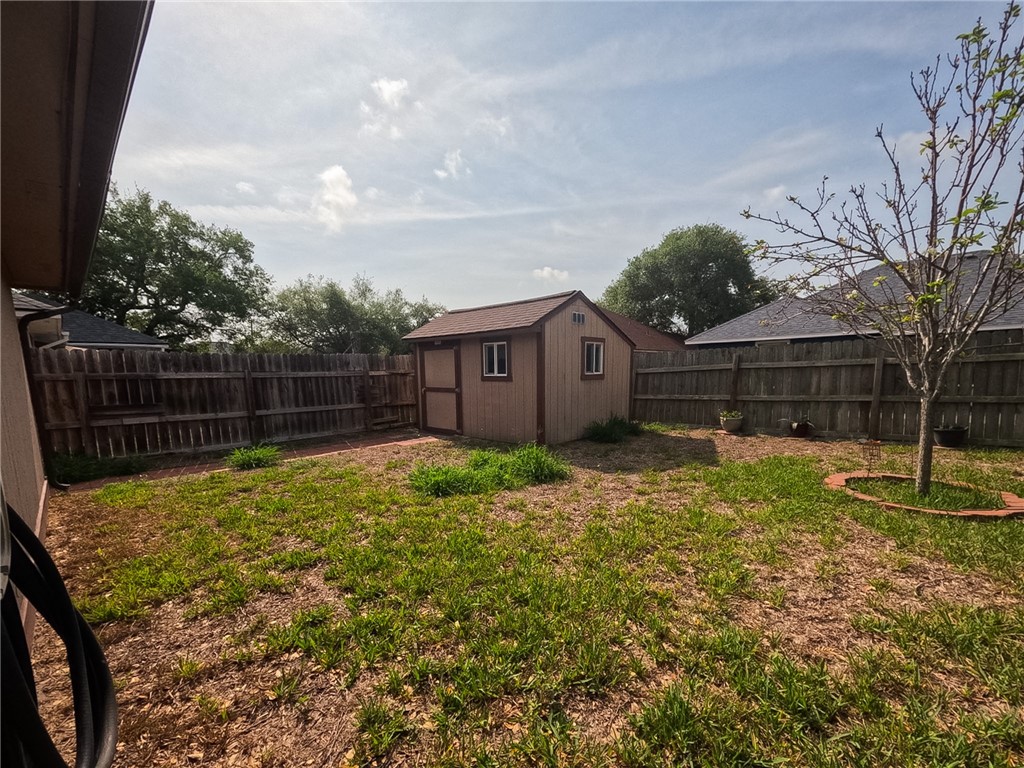 2237 Sunset Cliffs Drive Ingleside, TX 78362 - Photo 27 of 34