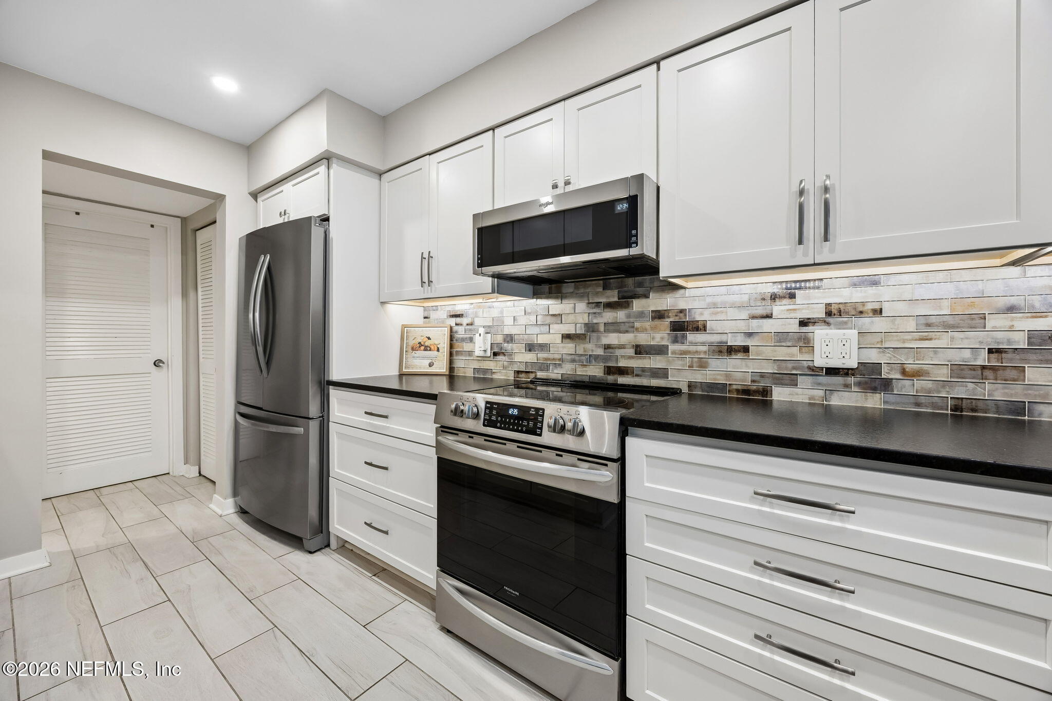 2134 Beachwood Road Fernandina Beach, FL 32034 - Photo 7 of 38 18-web-or-mls-40_2134 Beachwood Blvd