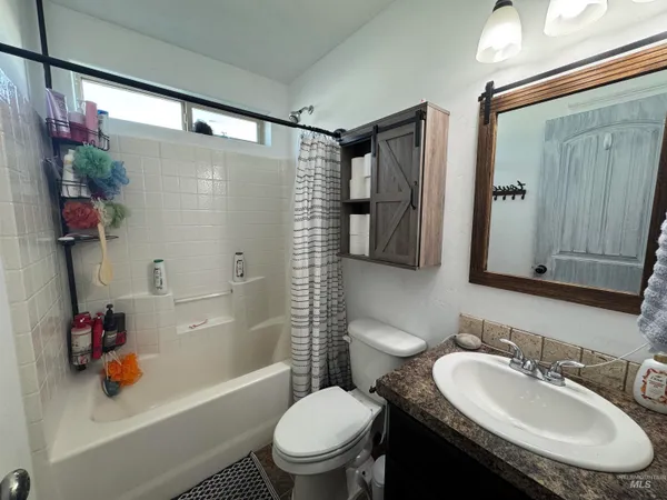 $459,000 | 817 Owl Court, Jerome, ID 83338