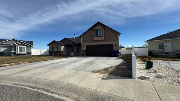 $459,000 | 817 Owl Court, Jerome, ID 83338