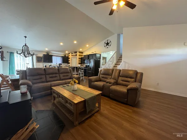 $459,000 | 817 Owl Court, Jerome, ID 83338