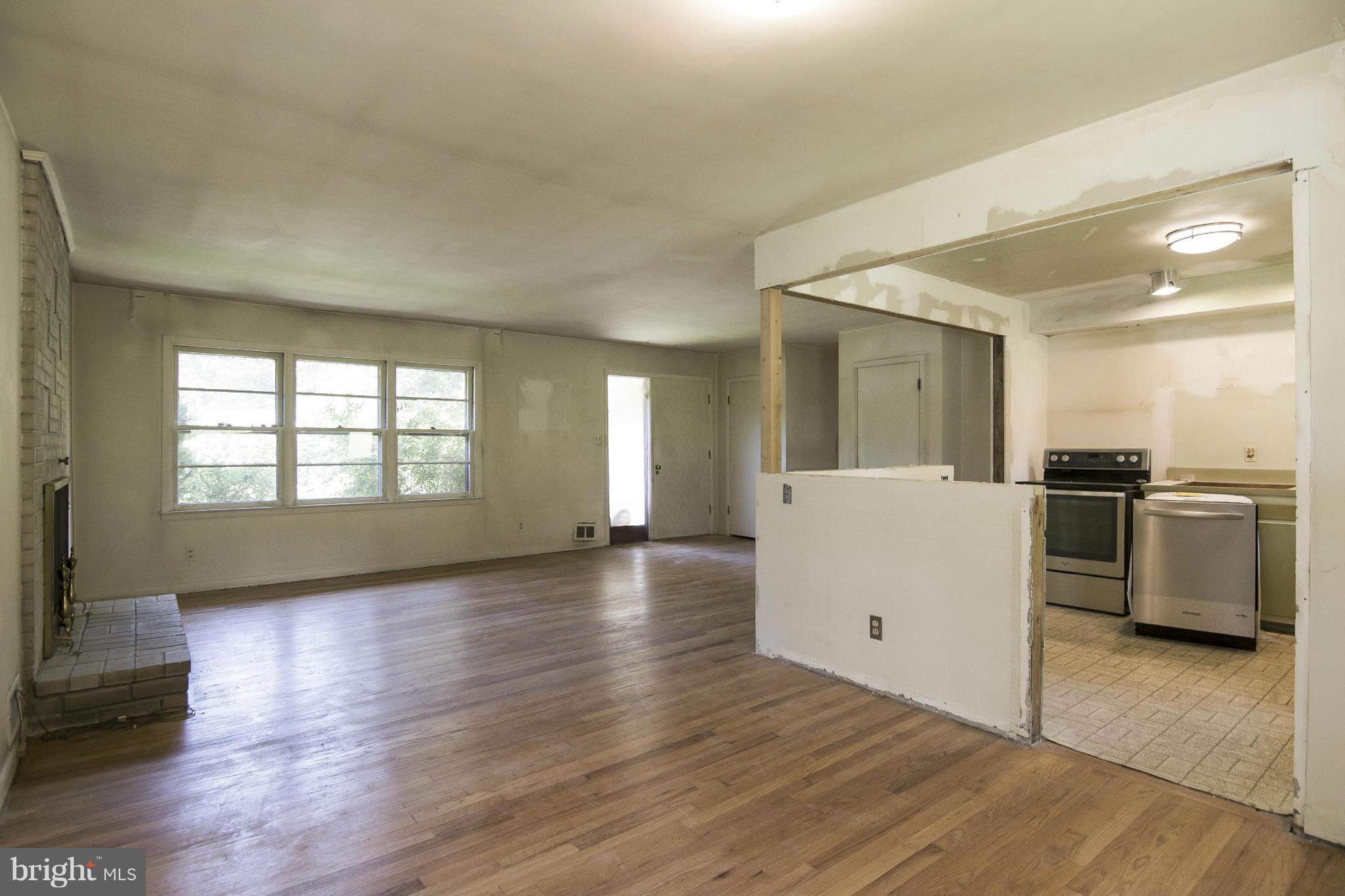 3709 Meadowvale Road Ellicott City, MD 21042 - Photo 5 of 30 Dining Room