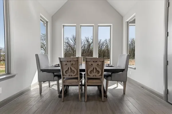 $647,900 | 131 Spring Valley Road, Paradise, TX 76073