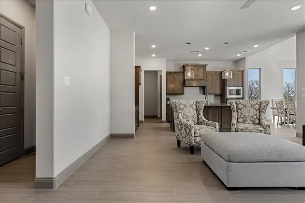 $647,900 | 131 Spring Valley Road, Paradise, TX 76073