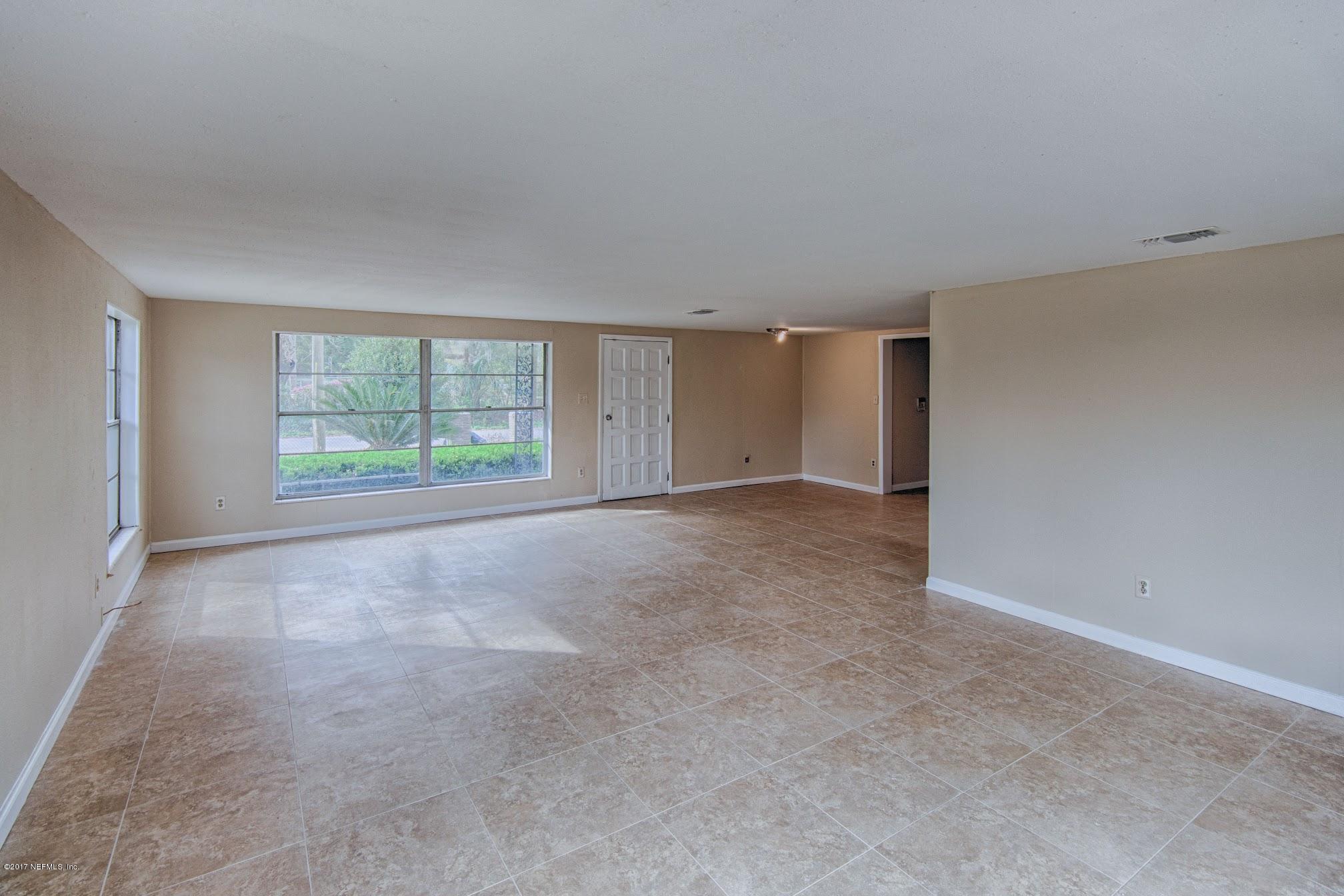 2811 Tinsley Road Jacksonville, FL 32218 - Photo 11 of 26 IMG_1935