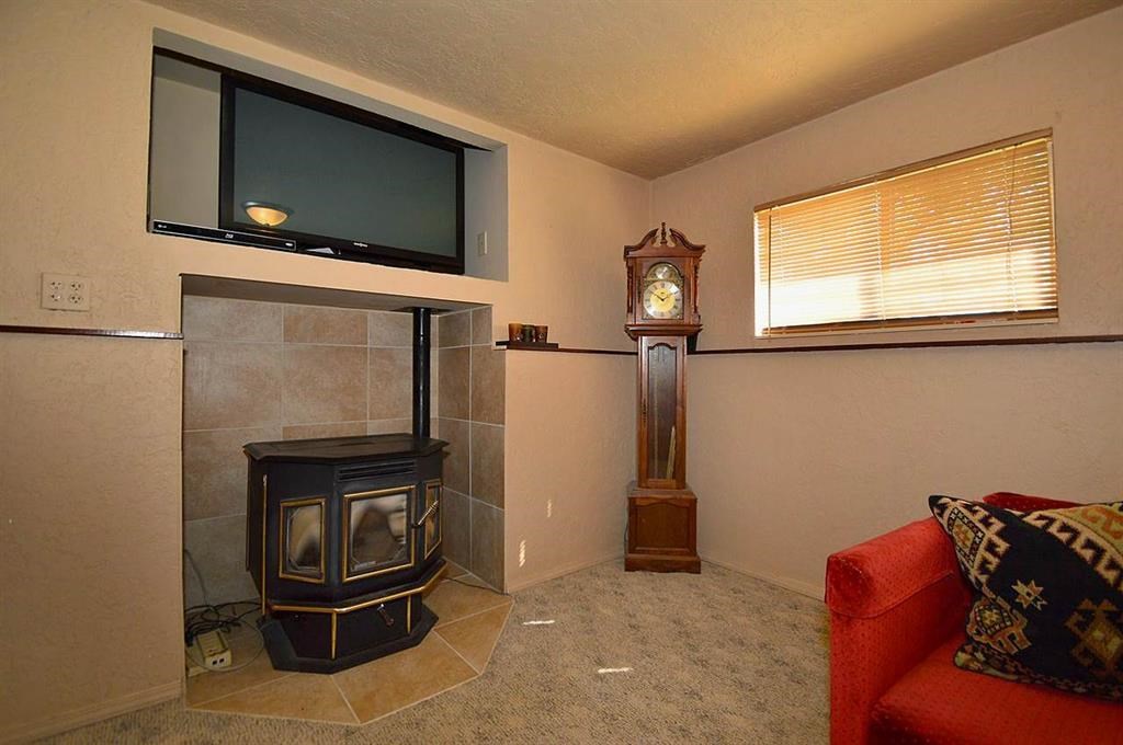 10221 East Dunn Road Chattaroy, WA 99003 - Photo 12 of 19 Gallery Image 12