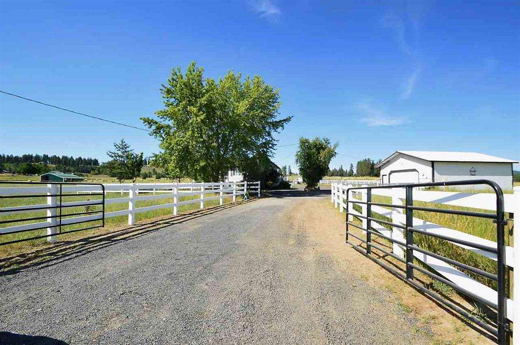 10221 East Dunn Road Chattaroy, WA 99003 - Photo 19 of 19 Gallery Image 19