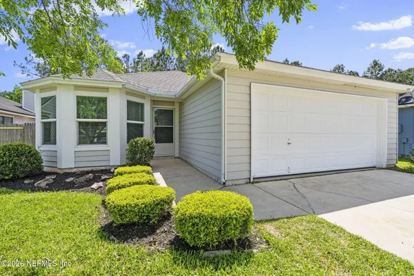 $315,000 | 2005 Hunters Trace Circle, Middleburg, FL 32068