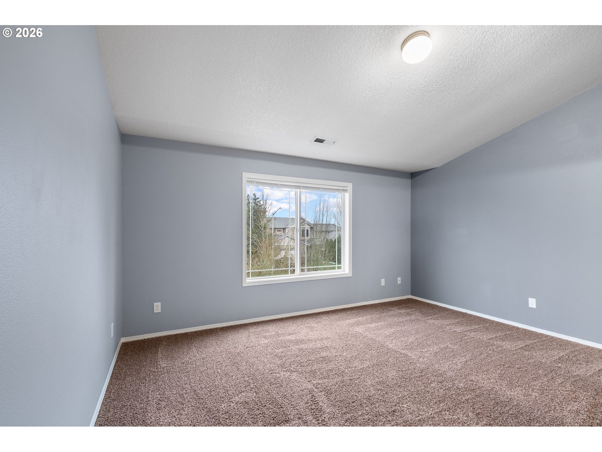 12705 Northeast 49th Way Vancouver, WA 98682 - Photo 14 of 27