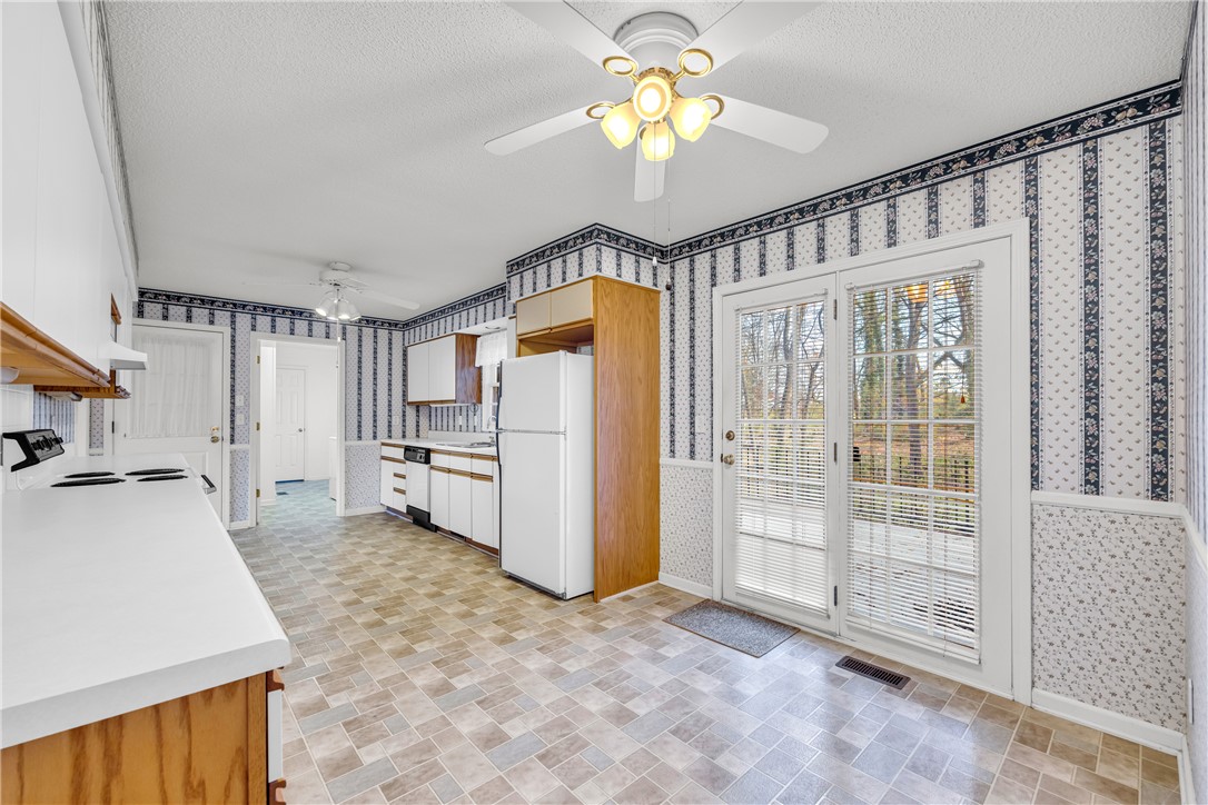 98 Mountain View Drive Walhalla, SC 29691 - Photo 19 of 50