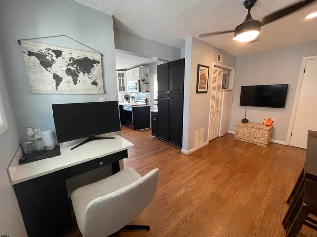 $3,000 | 9104 Winchester Avenue, Unit AVAILABLE FOR 5/215/28, Margate City, NJ 08402