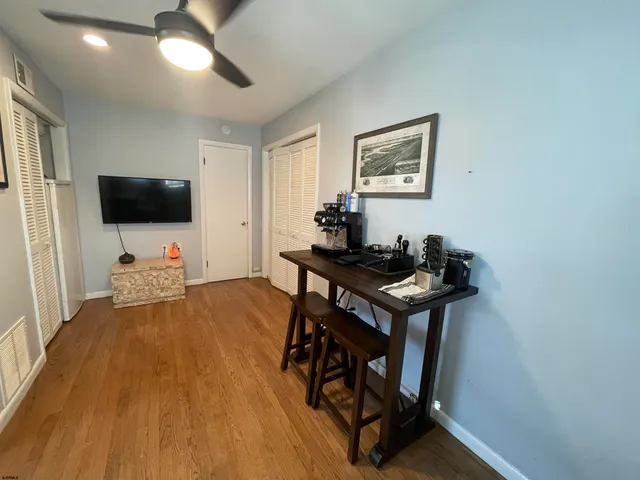 $3,000 | 9104 Winchester Avenue, Unit AVAILABLE FOR 5/215/28, Margate City, NJ 08402