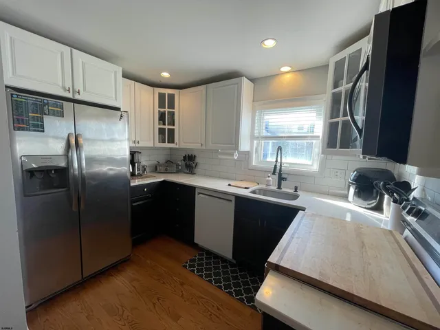$3,000 | 9104 Winchester Avenue, Unit AVAILABLE FOR 5/215/28, Margate City, NJ 08402