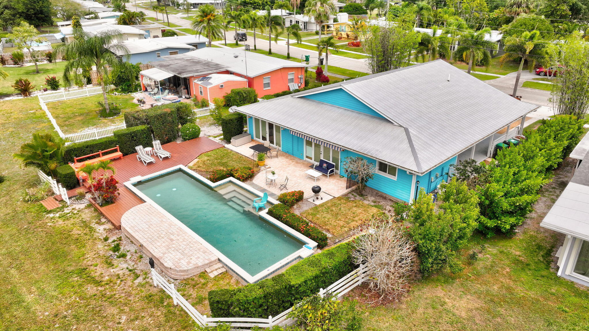 2940 Southeast Treasure Island Road Port St. Lucie, FL 34952 - Photo 4 of 61 67-web-or-mls-DJI_20250329170542_0103_D_