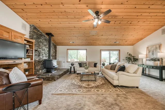 $1,999,800 | 18486 Tollhouse Road, Clovis, CA 93619