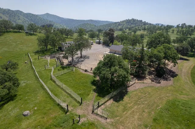 $1,999,800 | 18486 Tollhouse Road, Clovis, CA 93619