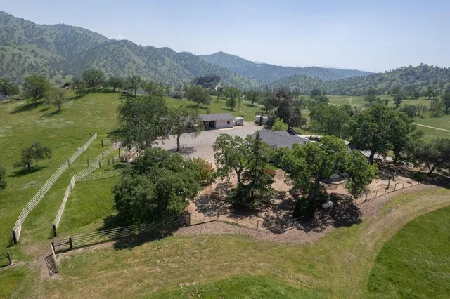 $1,999,800 | 18486 Tollhouse Road, Clovis, CA 93619