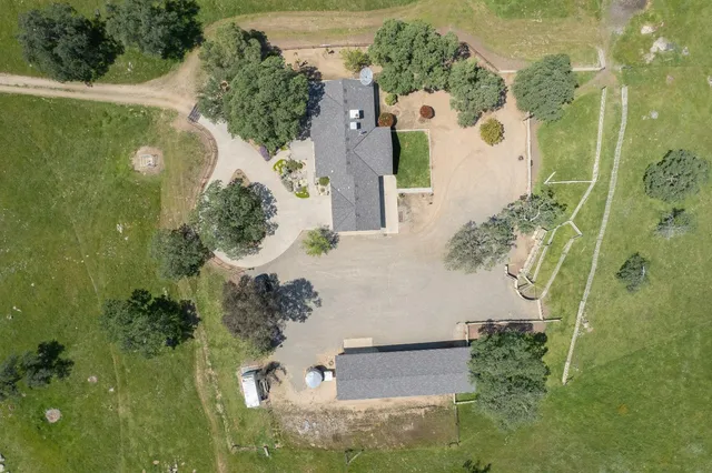 $1,999,800 | 18486 Tollhouse Road, Clovis, CA 93619