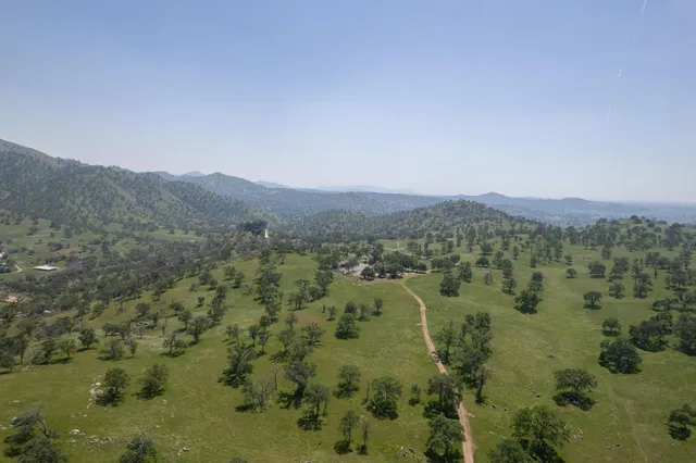 $1,999,800 | 18486 Tollhouse Road, Clovis, CA 93619