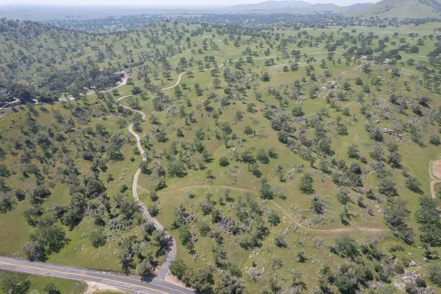 $1,999,800 | 18486 Tollhouse Road, Clovis, CA 93619