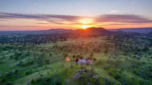 $1,999,800 | 18486 Tollhouse Road, Clovis, CA 93619