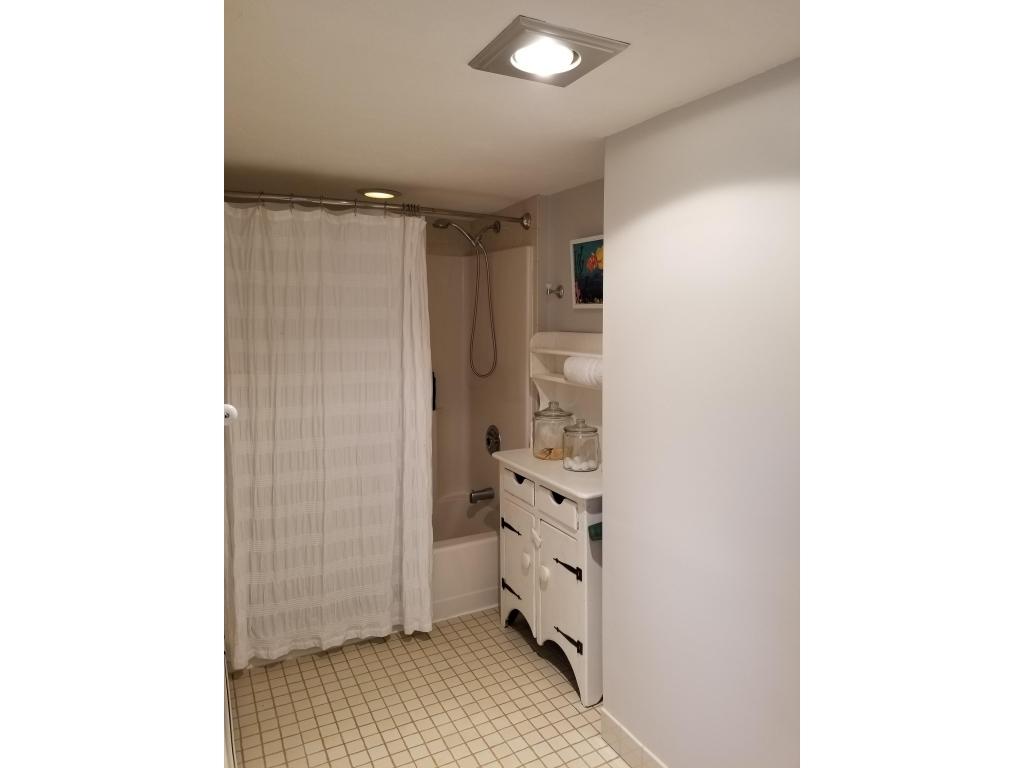 163 County Road Bourne, MA 02532 - Photo 29 of 50 29-Second floor bath