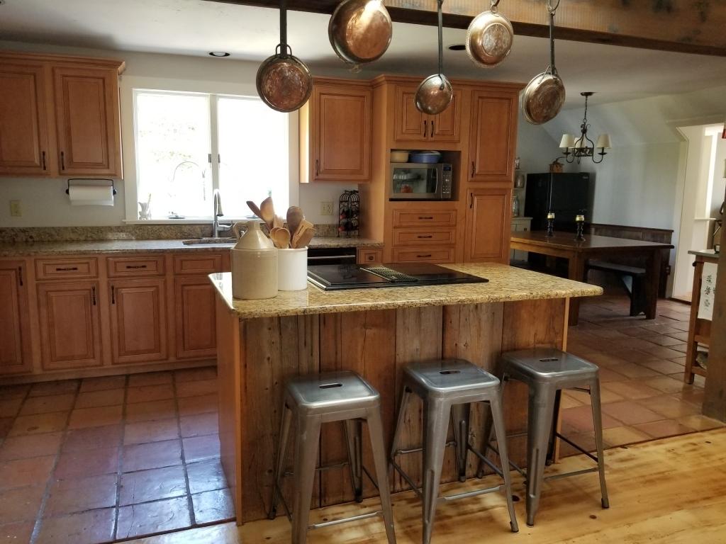 163 County Road Bourne, MA 02532 - Photo 7 of 50 07-Kitchen close up