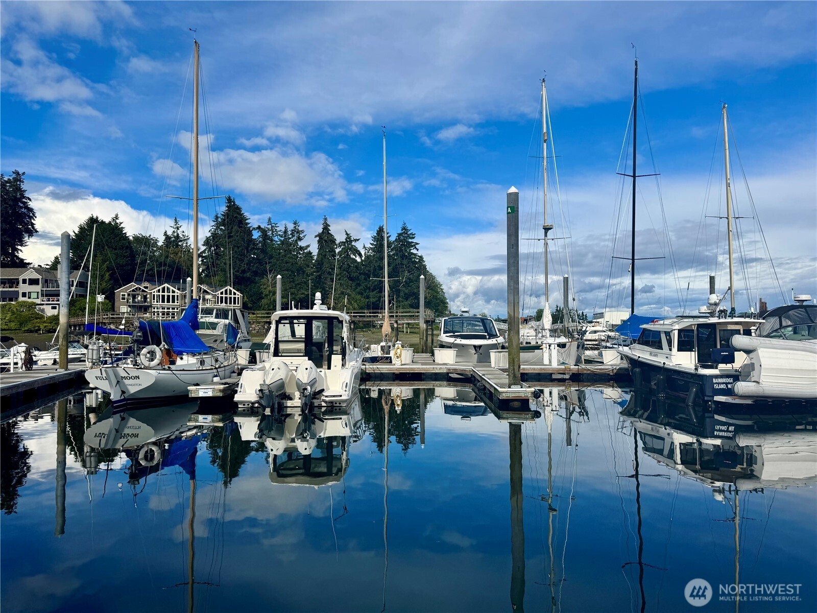 141 Parfitt Way Southwest, Unit A6 Bainbridge Island, WA 98110 - Photo 2 of 31